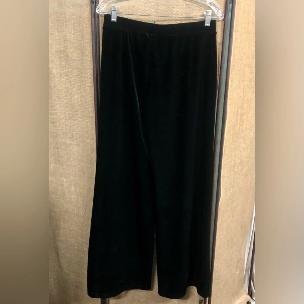Chico's Travelers Classic Black Wide Leg Velvet Pants Size S NWT - Picture 5 of 5